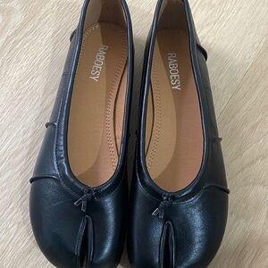 Black Women's Tabi Ballet Flats